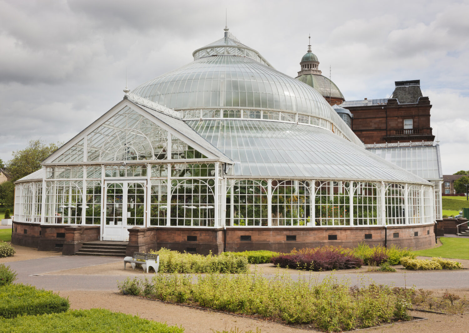 The People's Palace and Winter Gardens - a Victorian wrought iron glasshouse and museum in Glasgow Green in the East End of the city. Opened in 1898 and refurbished between 1996 and 1998.